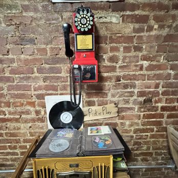 Gnihton - Coffee & Tea Near Me - New York, New York