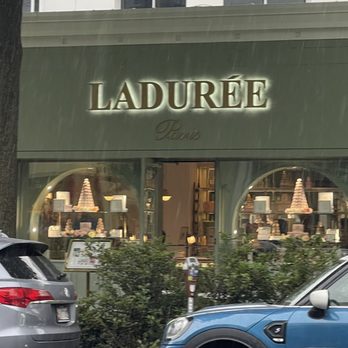 Laduree - 5.13.23 - Patisserie/Cake Shop Near Me - Bethesda, Maryland