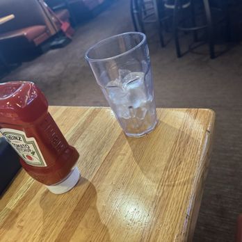 Applebee's Grill + Bar - My refill never made it :( - Sports Bars Near Me - Menifee, California Applebee's Grill + Bar - My refill never made it :( - Sports Bars Near Me - Menifee, California