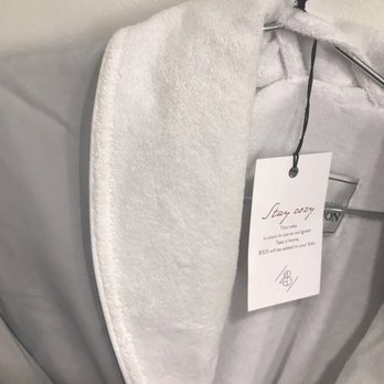 Hotel 48Lex - Stained robe - Hotels Near Me - New York, New York