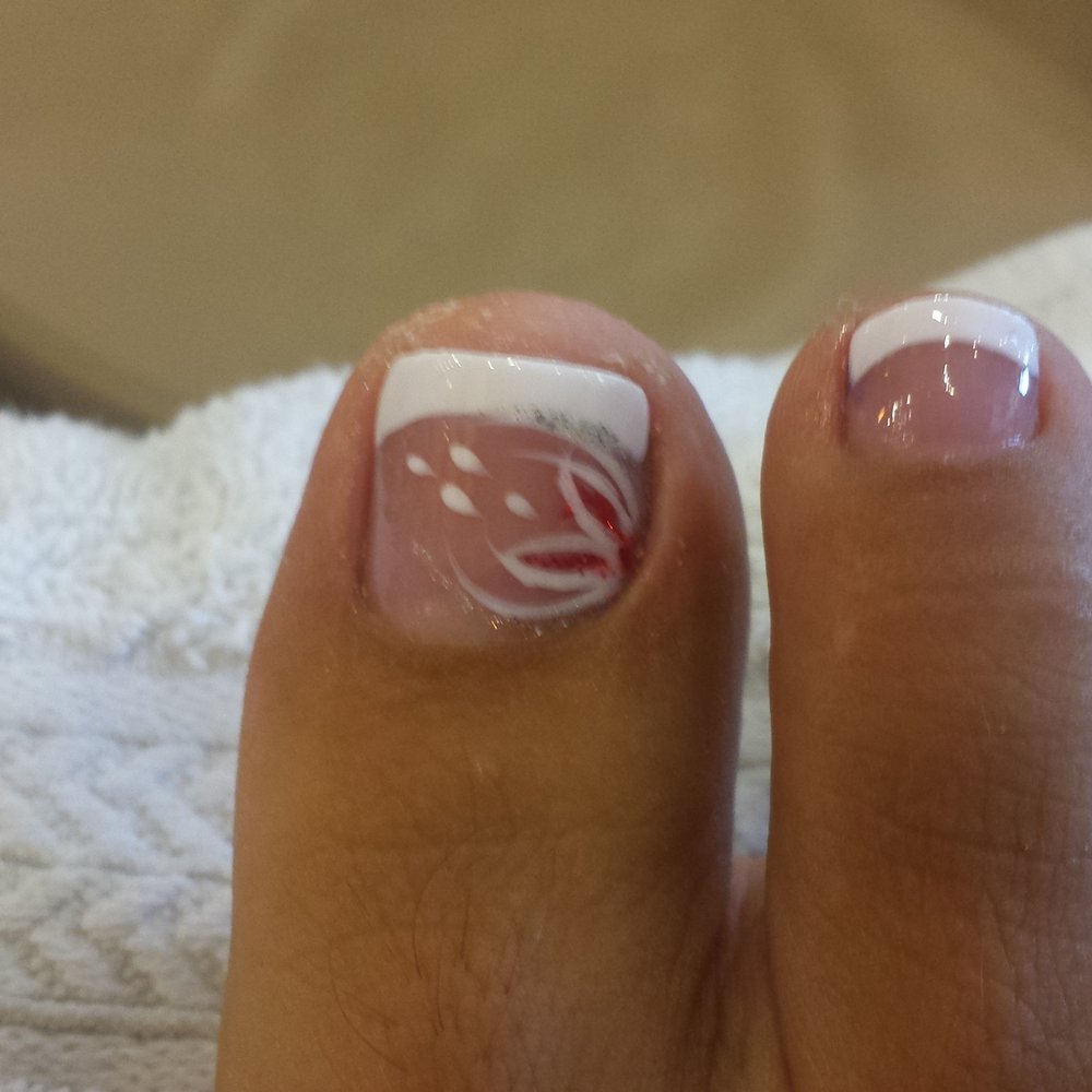 G-nails & Spa - Tina did another Excellent job at my flower!!!! Thank you sooo much;) - Nail Salons Near Me - Davis, California
