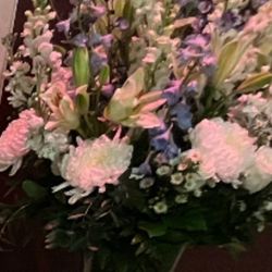 Garden Hills Florist - Beautiful arrangement for my grandfathers funeral