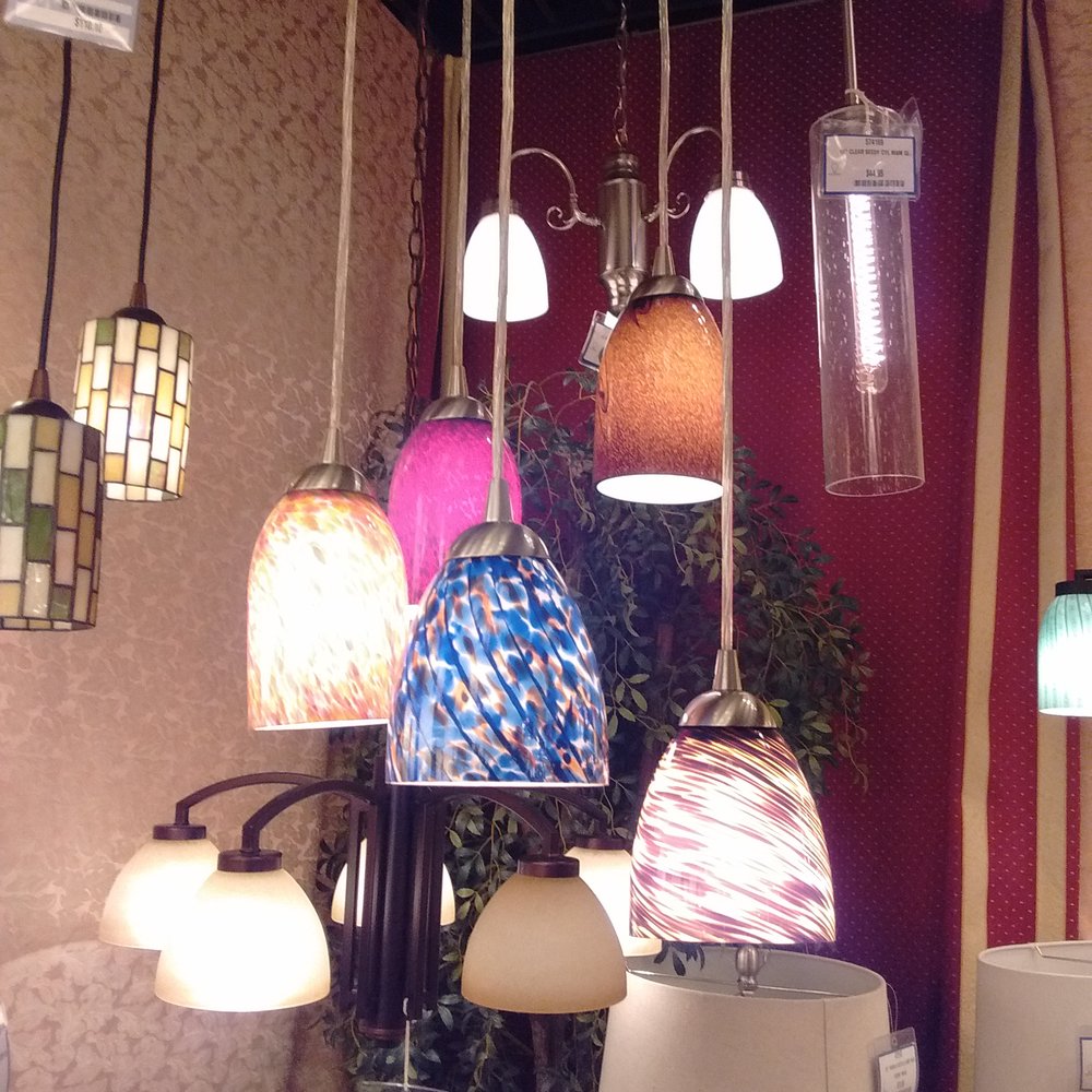 Globe Lighting - All types of shades..glass, ceramic, tiffany, vintage.. - Lighting Fixtures & Equipment Near Me - Vancouver, Washington