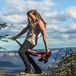 Coast Warriors - Cheap Blue Mountains Tour for backpackers and students with Coast Warriors