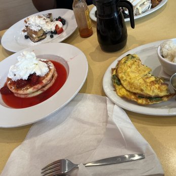 Wild Eggs - Strawberry pancakes, veggie omelet! - Breakfast & Brunch Near Me - Indianapolis, Indiana Wild Eggs - Strawberry pancakes, veggie omelet! - Breakfast & Brunch Near Me - Indianapolis, Indiana