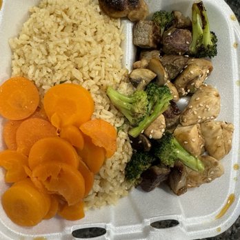 Koumi Express - Steak and chicken combo - Japanese Near Me - Monroe, North Carolina