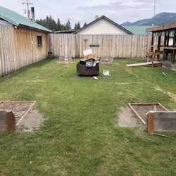 Evaro Bar & Casino - Horseshoes anyone? fire pit waiting for just the right moment
