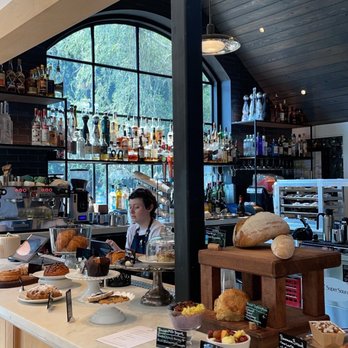 THE CHASTAIN - Interior - Diners Near Me - Atlanta, Georgia