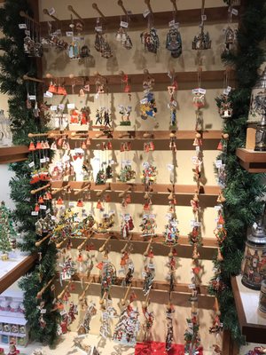 Käthe Wohlfahrt of America by null