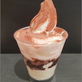 À St Barth - YOMISÜ ( Le Tiramisu revu par Thierry ) - Ice Cream & Frozen Yogurt Near Me - Tours, 37 À St Barth - YOMISÜ ( Le Tiramisu revu par Thierry ) - Ice Cream & Frozen Yogurt Near Me - Tours, 37