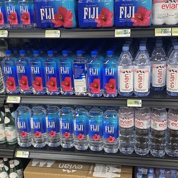 La Comer - Plenty types of water brands to choose from - Grocery Near Me - Palmilla, BCS
