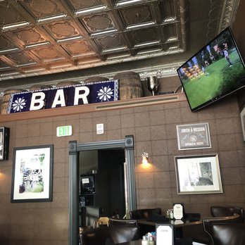 J Bar - Bar area - American Near Me - Aspen, Colorado