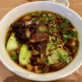 Din Ky 2 - Vietnamese Near Me - Houston, Texas