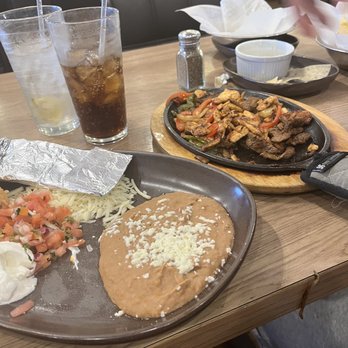 Bravos Mexican Grill - fajita lunch! steak and chicken - Mexican Near Me - Tulsa, Oklahoma Bravos Mexican Grill - fajita lunch! steak and chicken - Mexican Near Me - Tulsa, Oklahoma