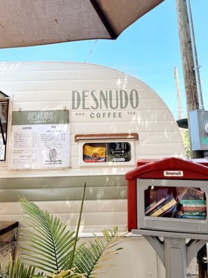 Desnudo Coffee: East Austin by null