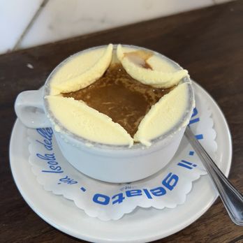 Vivoli - Affogato - Ice Cream & Frozen Yogurt Near Me - Florence, FI Vivoli - Affogato - Ice Cream & Frozen Yogurt Near Me - Florence, FI