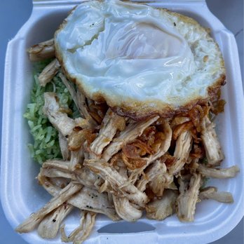 Lotus Bistro - Green Rice Bowl with chicken and a fried egg - Vietnamese Near Me - Costa Mesa, California Lotus Bistro - Green Rice Bowl with chicken and a fried egg - Vietnamese Near Me - Costa Mesa, California
