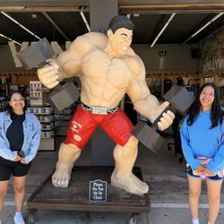 Venice Beach Boardwalk - My daughters and this beast