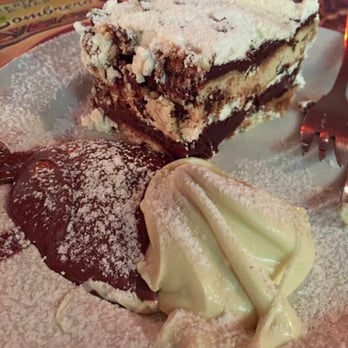 El Sombrero Pub - Torta pan gocciole !! - Breweries Near Me - Naples, NA