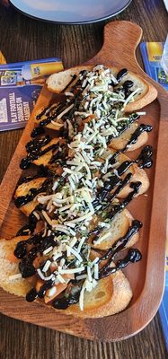 Audrey's Avenue Kitchen & Bar by null