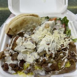 Chicago Style Gyros At Harding Place - Combo platter - good! Lots of food and good pita