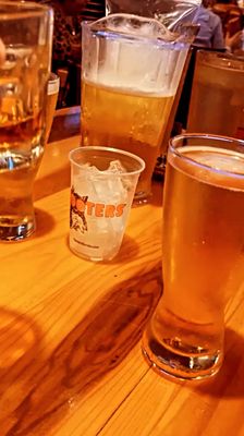 Hooters by null