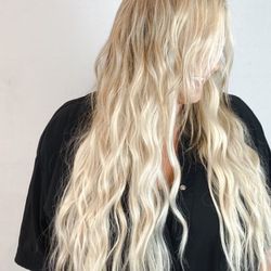 Angela Baba Styling - Blgive me all the hair! 22" dream hair!