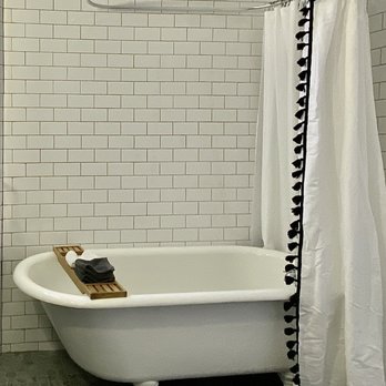 Budget Refinishers - Claw foot tub refinished! Thank you! - Refinishing Services Near Me - Chicago, Illinois