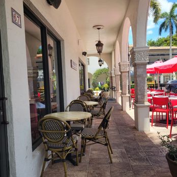 Farmhouse Kitchen - Boca Raton - New American Near Me - Boca Raton, Florida Farmhouse Kitchen - Boca Raton - New American Near Me - Boca Raton, Florida
