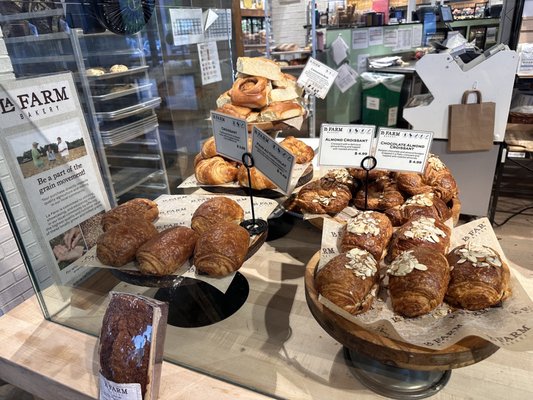 La Farm Bakery by null