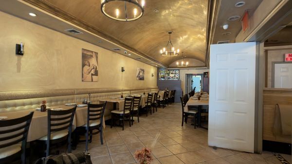 Joe & Pat's Pizzeria & Restaurant by null