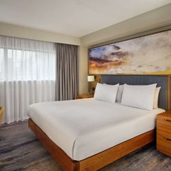 DoubleTree by Hilton Hotel Lincoln - Guest room