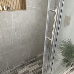 Pros Handyman - Shower tile installation