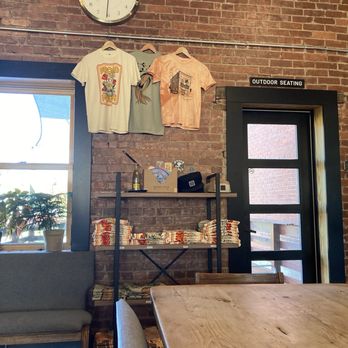 Broad Porch Coffee - Interior - Coffee & Tea Near Me - Luray, Virginia Broad Porch Coffee - Interior - Coffee & Tea Near Me - Luray, Virginia