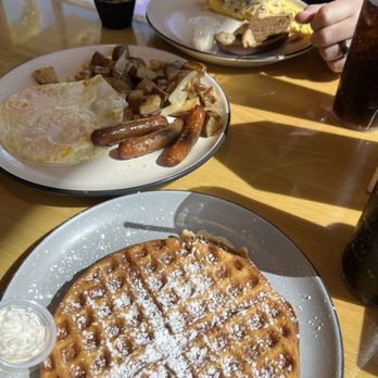 Fiddlesticks Cafe - Breakfast - Waffles Near Me - Fort Myers, Florida Fiddlesticks Cafe - Breakfast - Waffles Near Me - Fort Myers, Florida