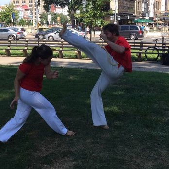 Capoeira Barro Vermelho - Playing capoeira in Dupont Circle - Martial Arts Near Me - Washington, DC, District of Columbia