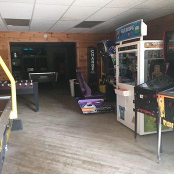 Pushaw Lake Campgrounds - Arcade opens at 8 end at 5, come enjoy! All you need is, quarters, when you want to play a game just turn it on! - Boating Near Me - Orono, Maine