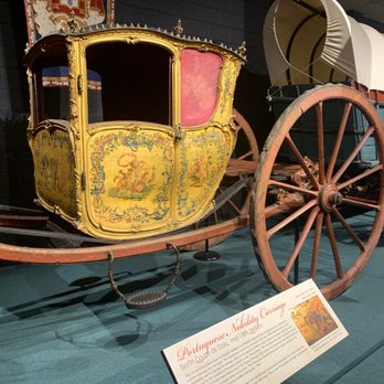 Car and Carriage Caravan Museum - Museums Near Me - Luray, Virginia