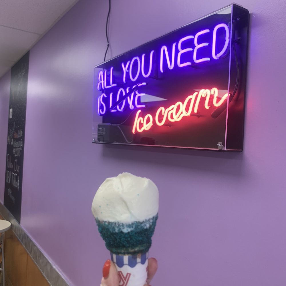 44 Scoops - Ice Cream & Frozen Yogurt Near Me - West Bloomfield Township, Michigan 44 Scoops - Ice Cream & Frozen Yogurt Near Me - West Bloomfield Township, Michigan