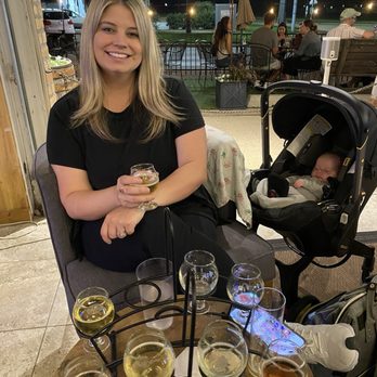 Beermiscuous - Beer Bar Near Me - Highwood, Illinois