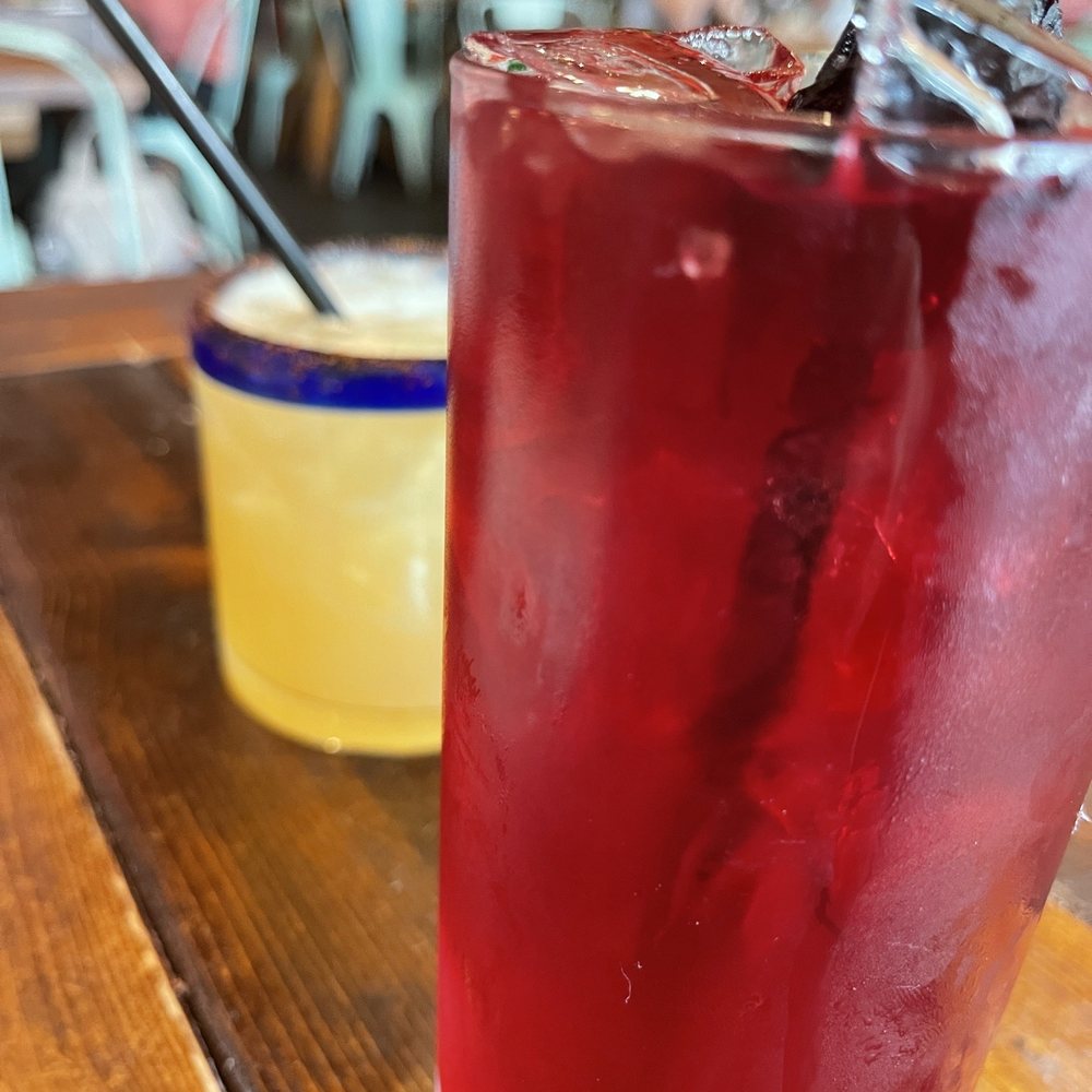 Antojitos Mexicanos - Hibiscus margarita and House margarita - Mexican Near Me - Appleton, Wisconsin