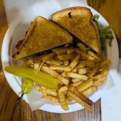 ChaChas Kitchen - Deluxe Grilled Cheese Sandwhich