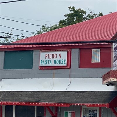 Piero's Pasta House by null