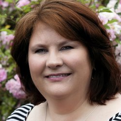Farmers Insurance - Raeann Scott