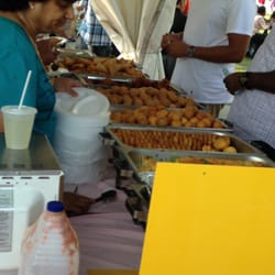 Hot and Spicy Festival - Painfully slow samosa, pakora, etc stand - food was bland