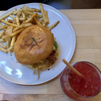 Eggy’s Neighborhood Kitchen - The breakfast sando & berry lemonade - Breakfast & Brunch Near Me - Berkeley, California Eggy’s Neighborhood Kitchen - The breakfast sando & berry lemonade - Breakfast & Brunch Near Me - Berkeley, California