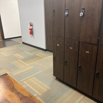 O2 Fitness - Empty locker room - Gyms Near Me - Raleigh, North Carolina O2 Fitness - Empty locker room - Gyms Near Me - Raleigh, North Carolina