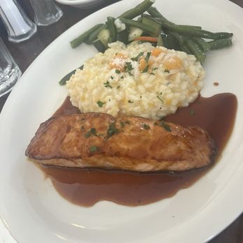 Avanti Grille - Italian Near Me - Cheshire, Connecticut