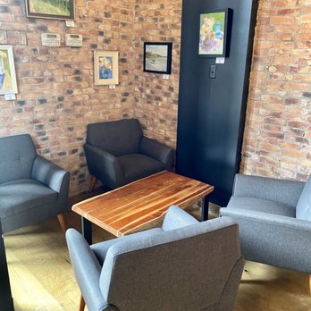 Roggenart - Seating area - Bakeries Near Me - Towson, Maryland