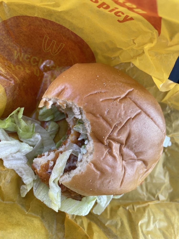 MCDONALD’S Updated July 2024 24 Photos & 49 Reviews 975 N